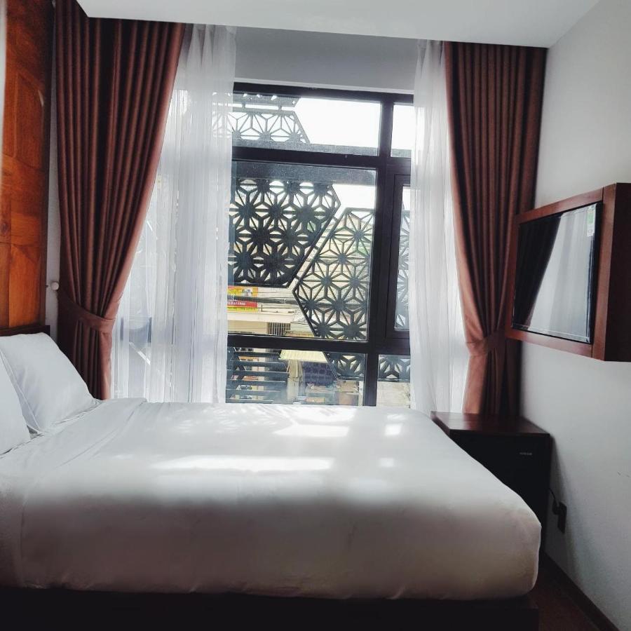 Victorian Hotel Dalat Экстерьер фото