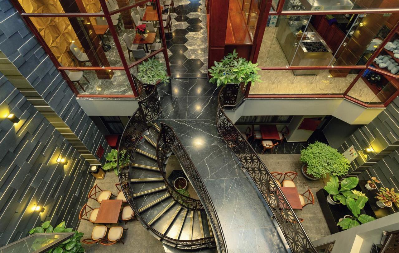Victorian Hotel Dalat Экстерьер фото